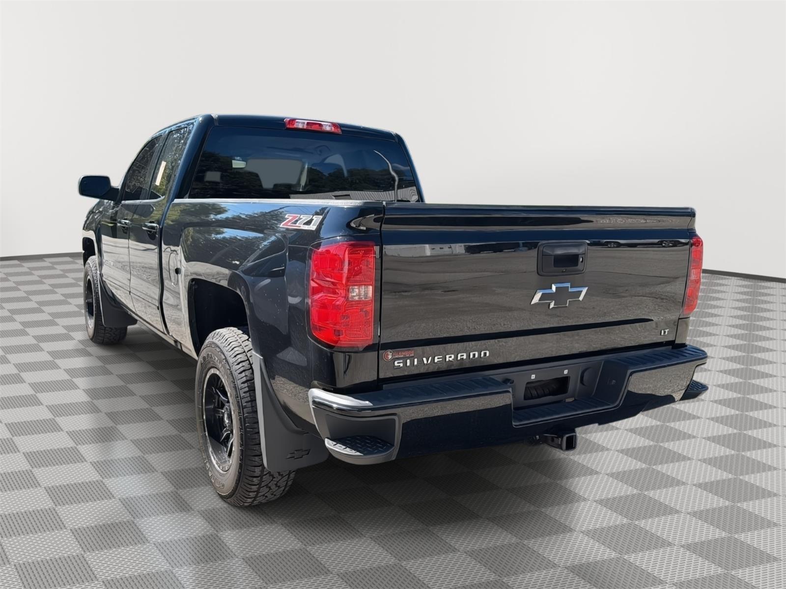 2017 Chevrolet Silverado 1500 LT - 3