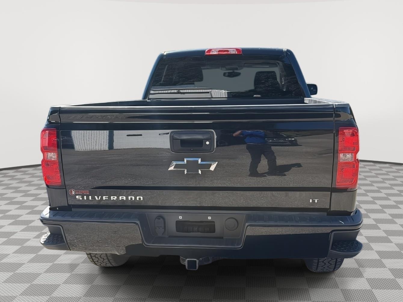 2017 Chevrolet Silverado 1500 LT - 4