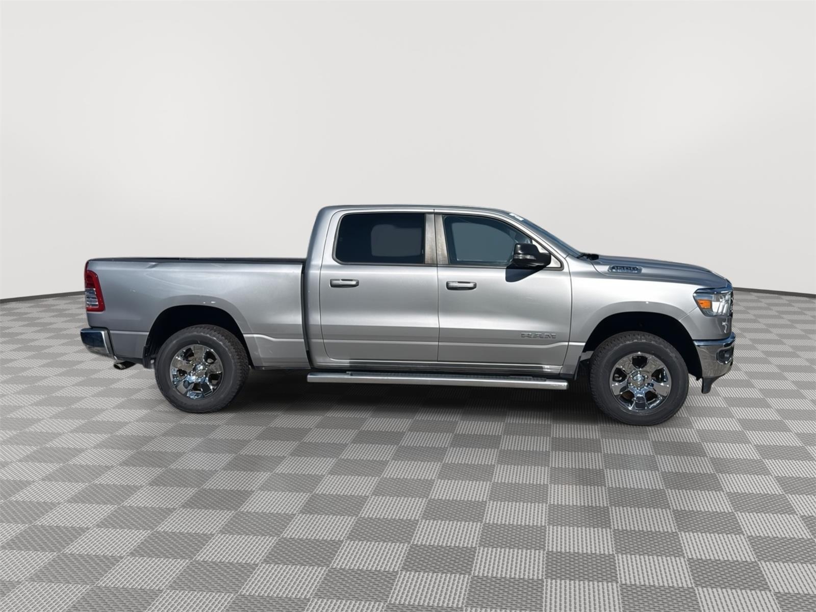 2022 RAM 1500 photo 4 of 25