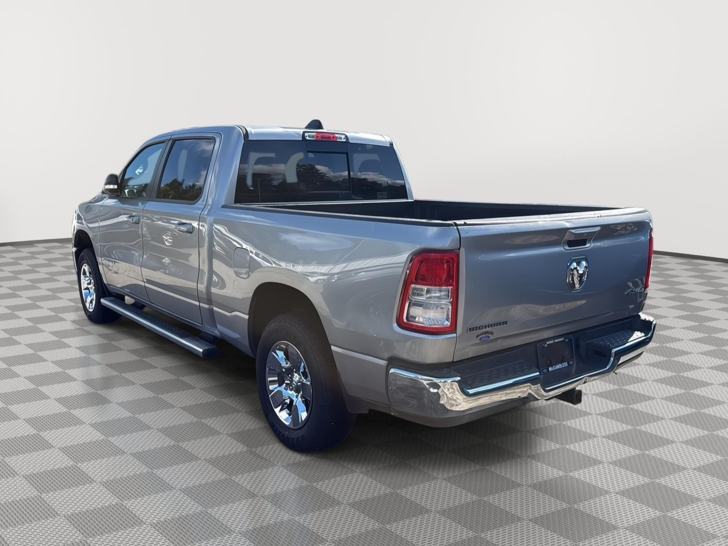2022 RAM 1500 photo 7 of 25
