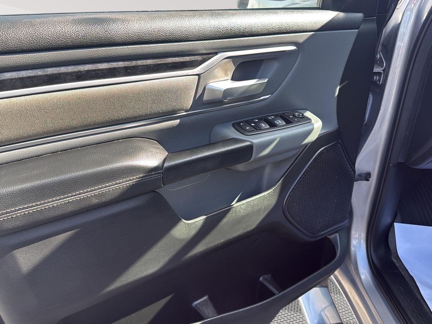 2022 RAM 1500 photo 9 of 25
