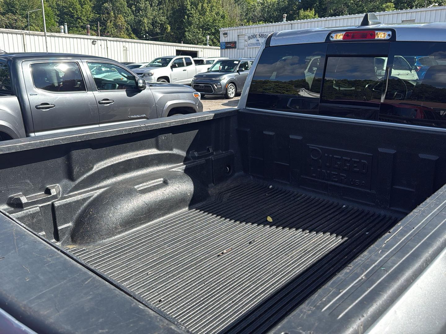 2022 RAM 1500 photo 23 of 25