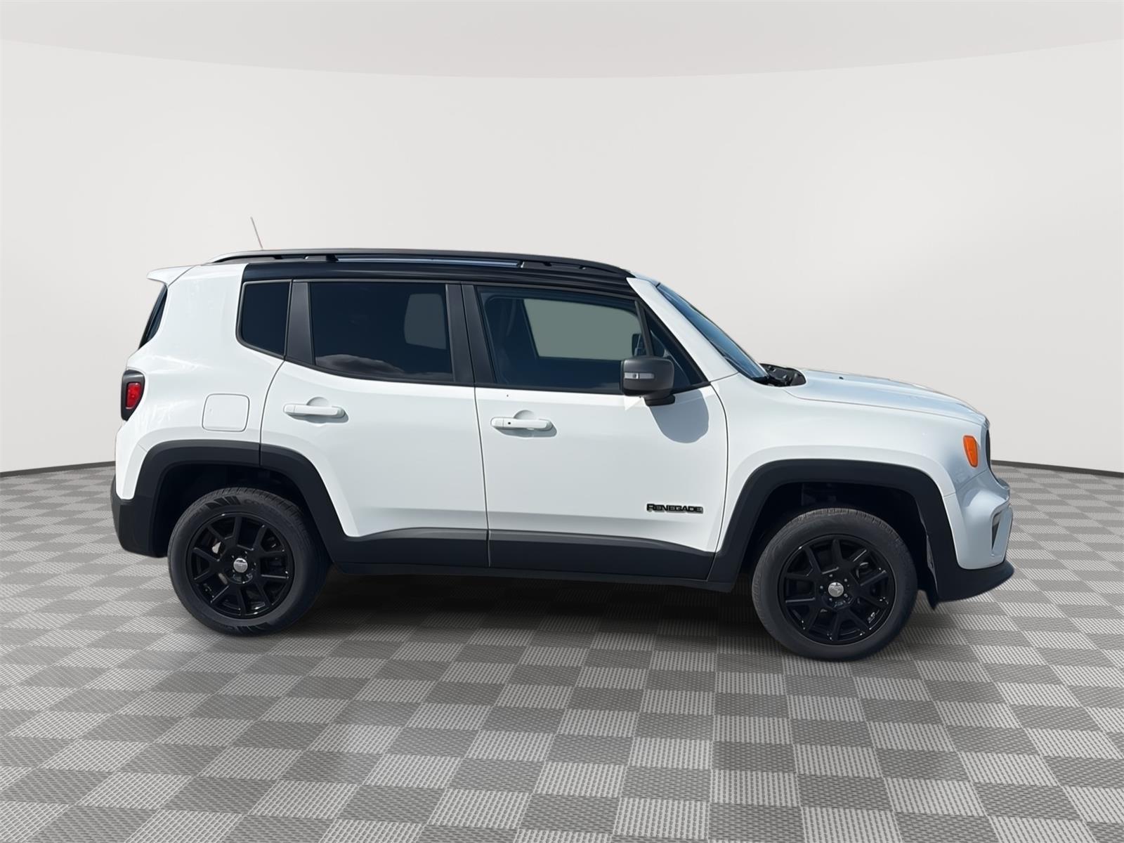2021 Jeep Renegade photo 25 of 25