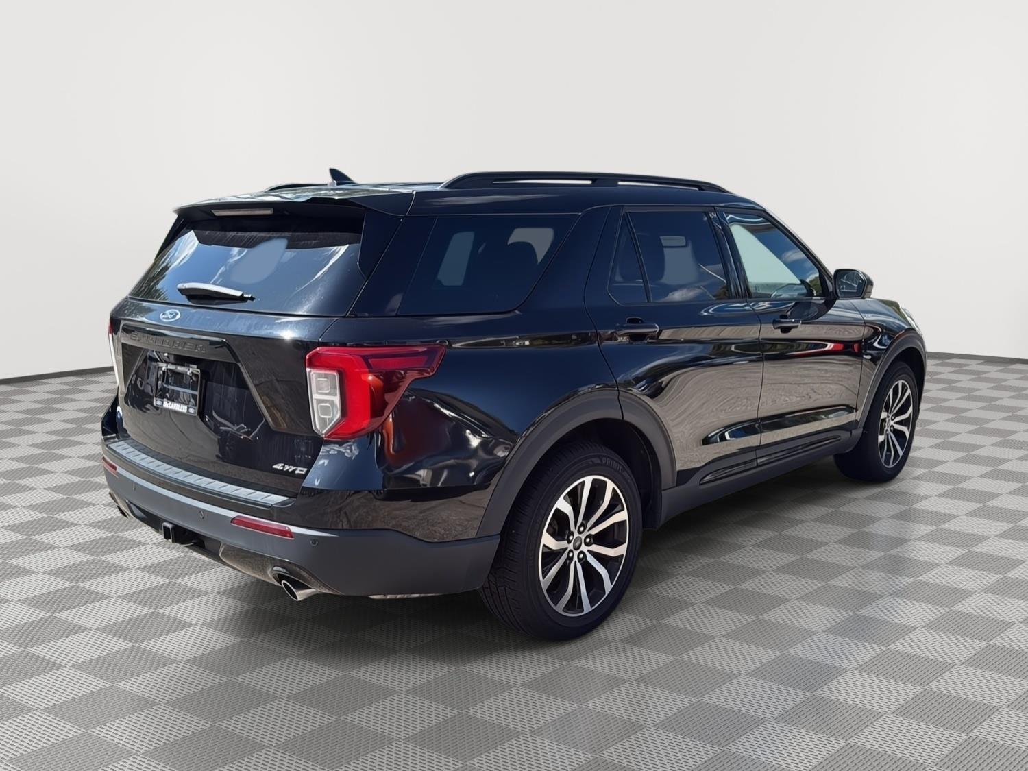 2023 Ford Explorer ST-Line - 6
