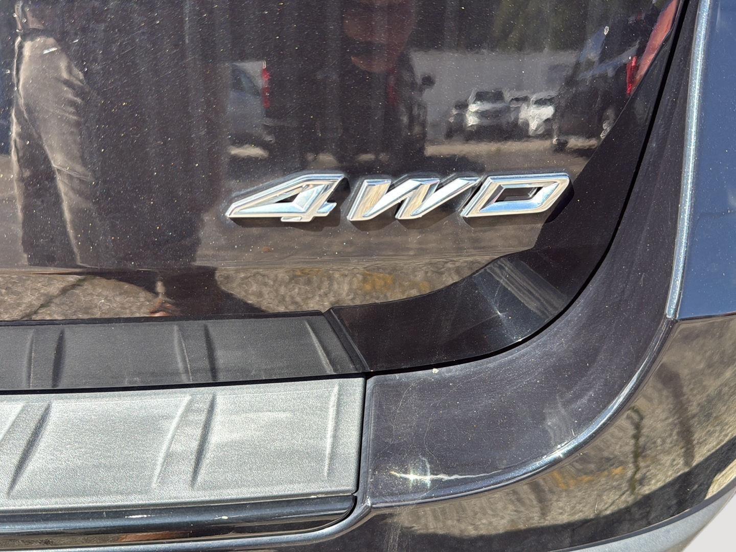 2023 Ford Explorer ST-Line - 8