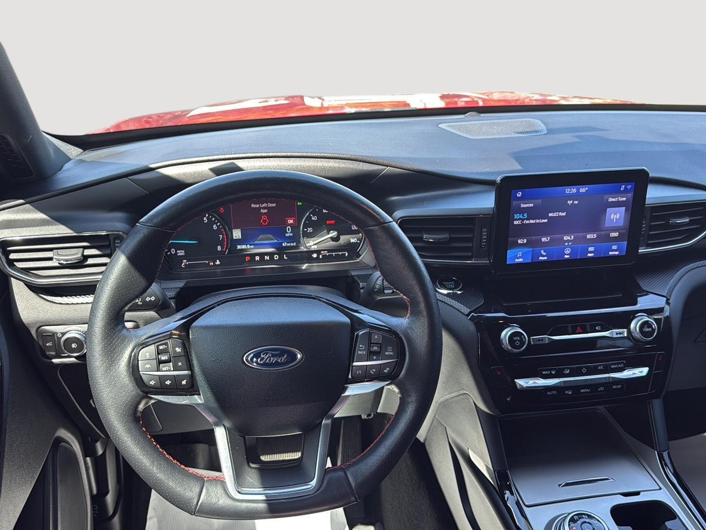 2023 Ford Explorer ST-Line - 11