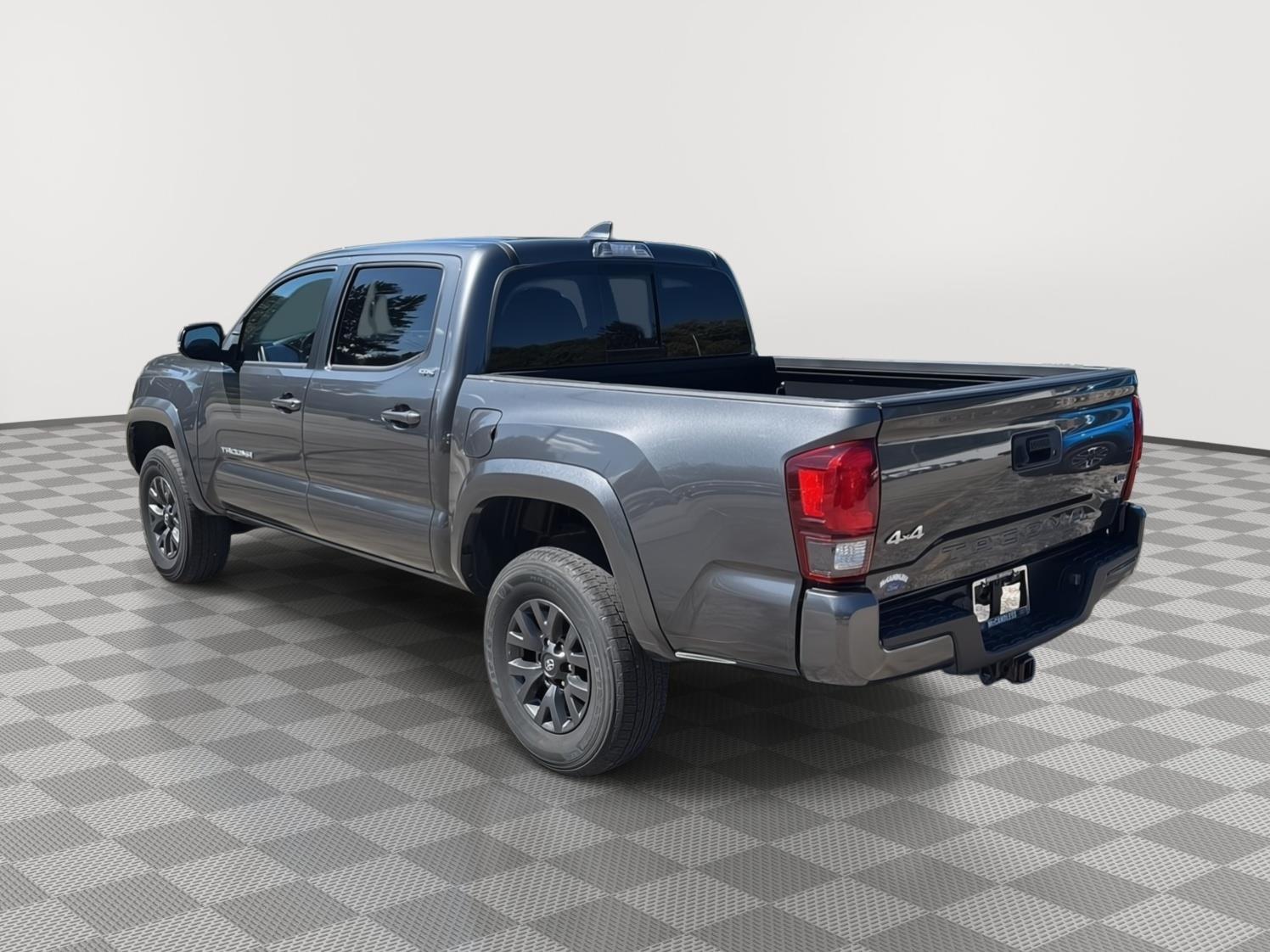 2023 Toyota Tacoma SR5 V6 - 4
