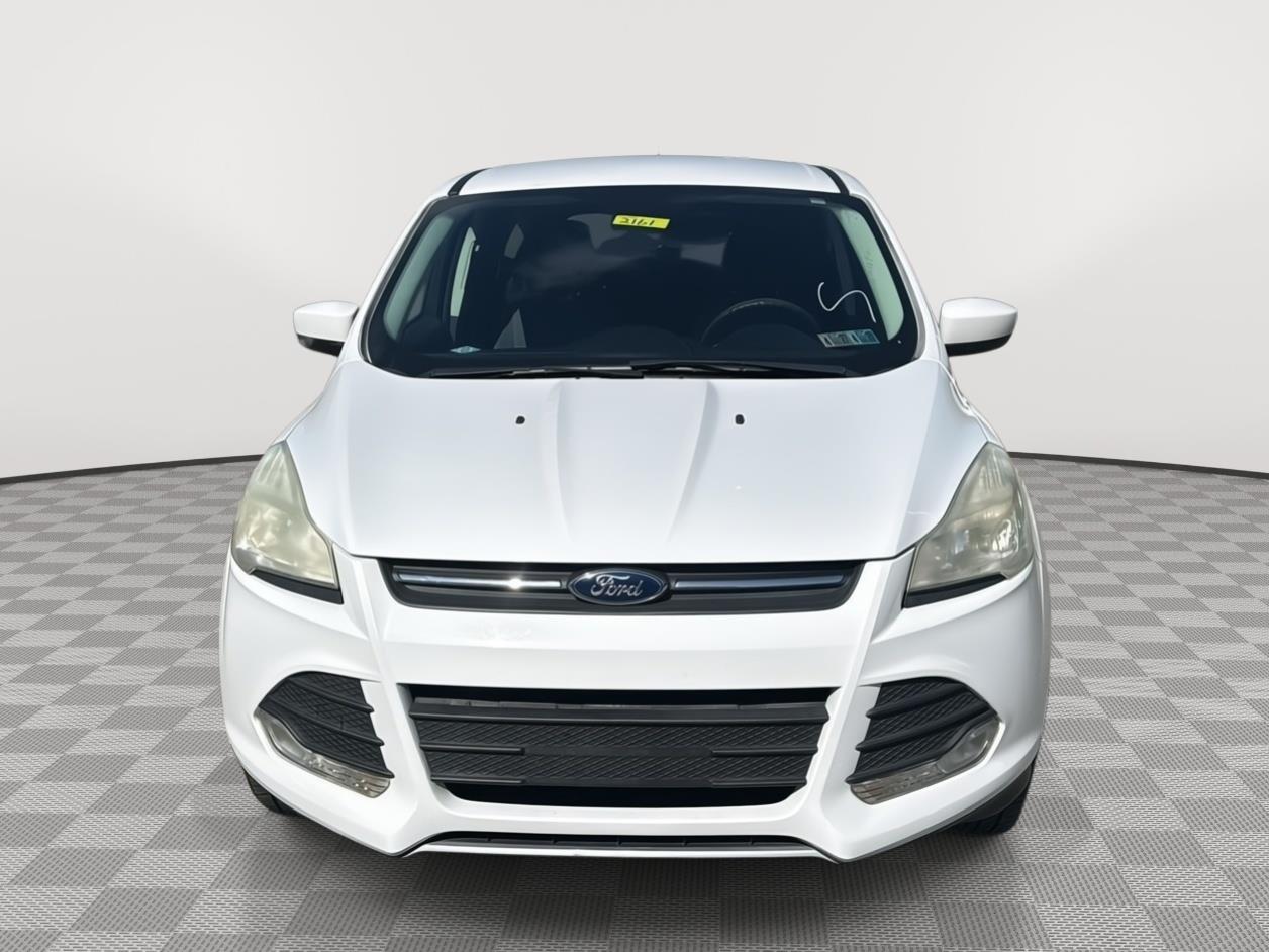 2016 Ford Escape photo 2 of 26