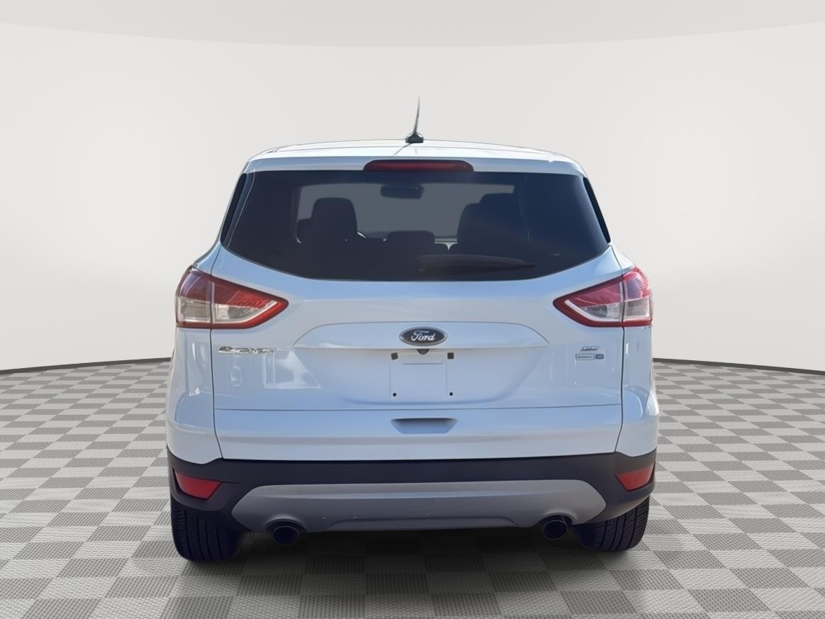 2016 Ford Escape photo 6 of 26