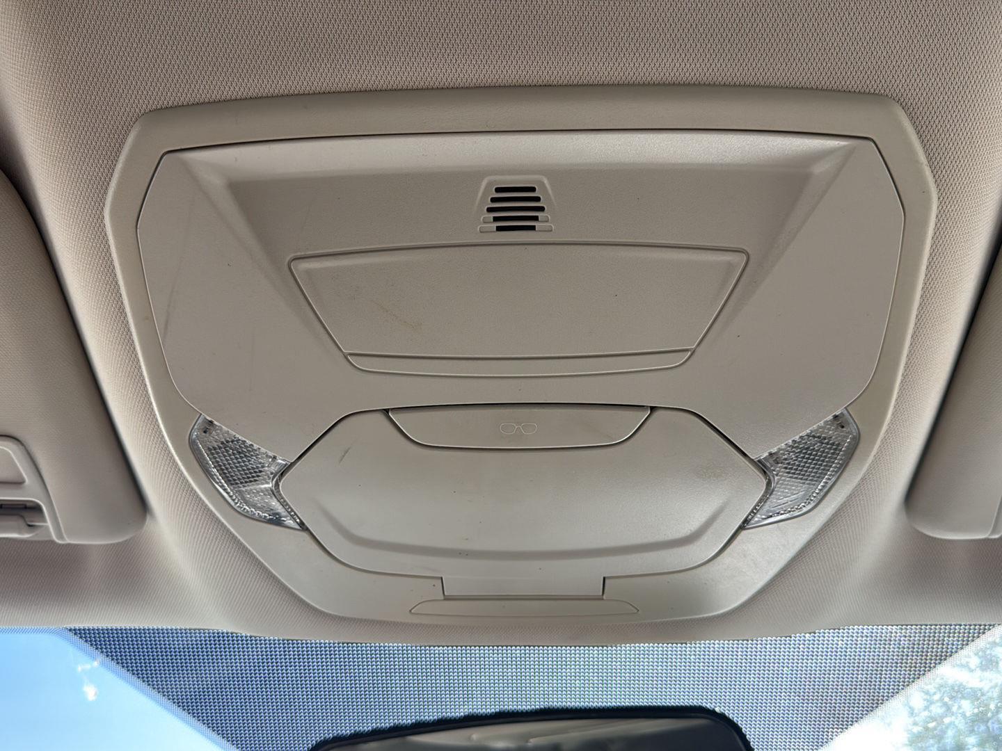 2016 Ford Escape photo 23 of 26