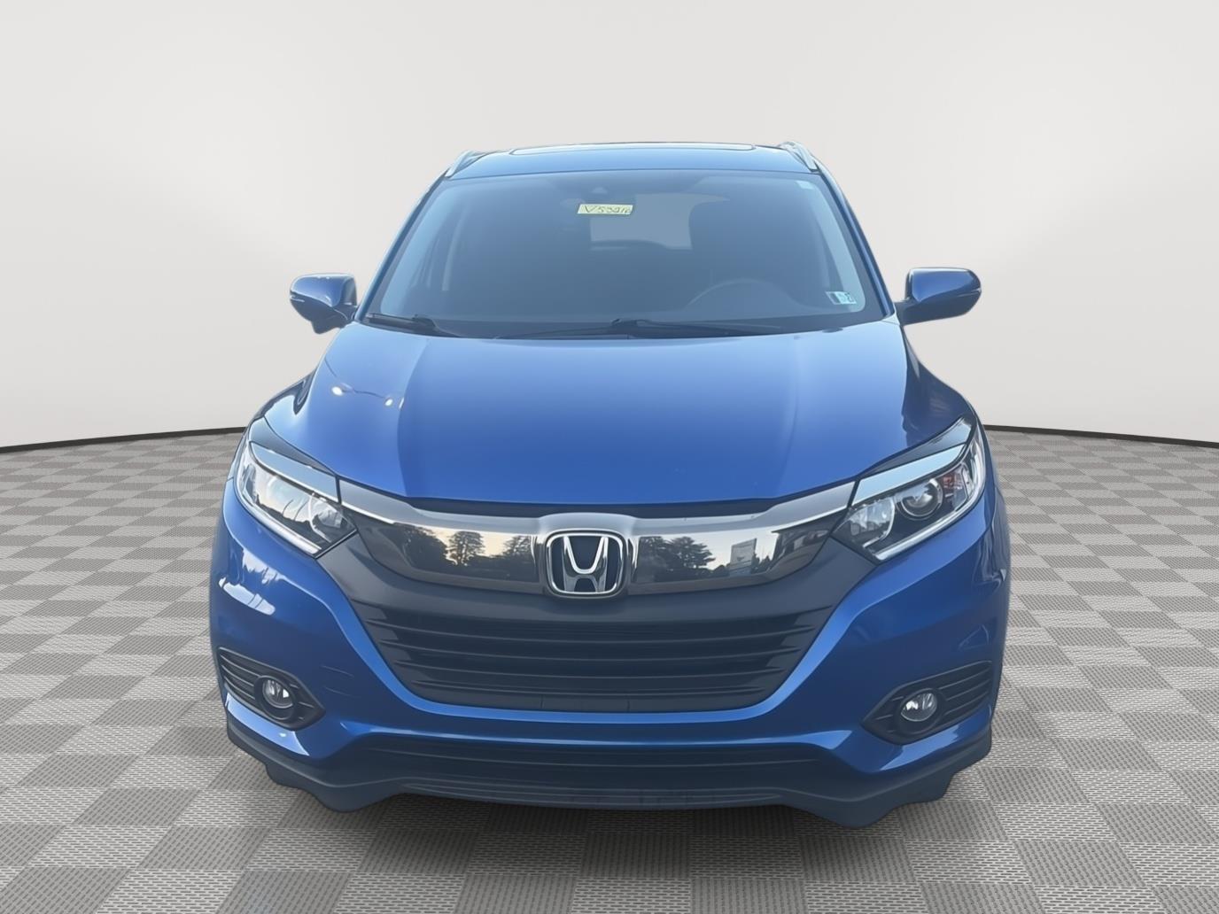 2021 Honda HR-V photo 2 of 28