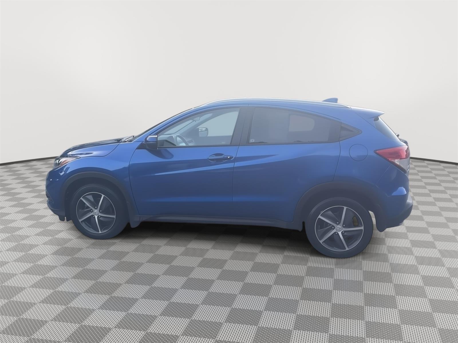 2021 Honda HR-V photo 8 of 28