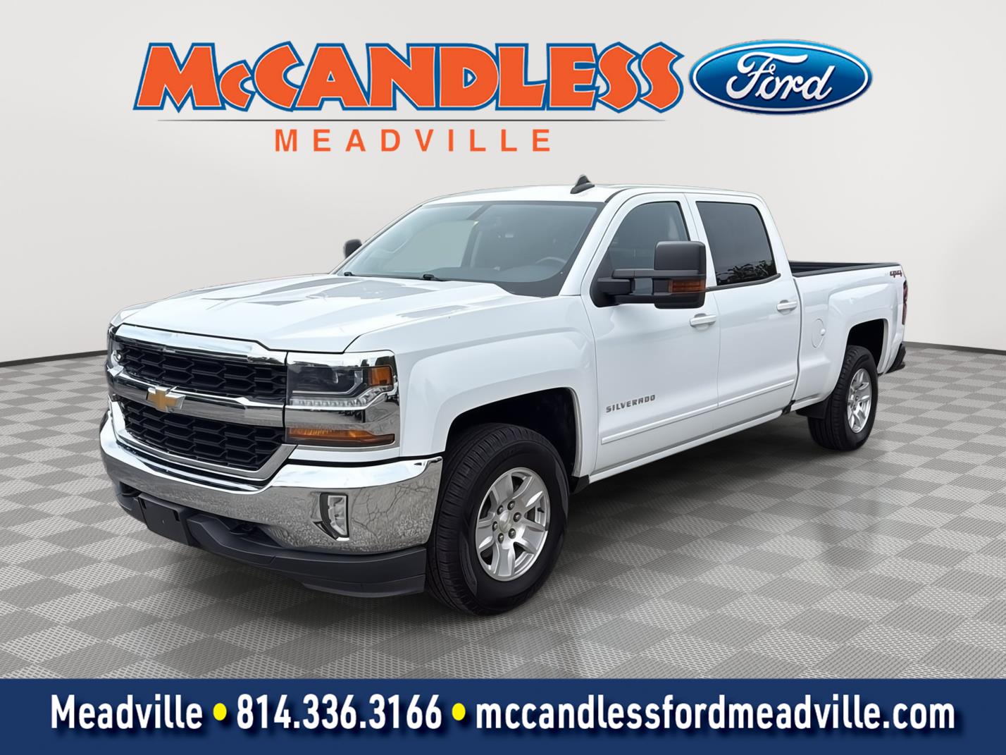 Summit White 2017 Chevrolet Silverado 1500 Pickup Truck Four-Wheel Drive 6-Speed Automatic