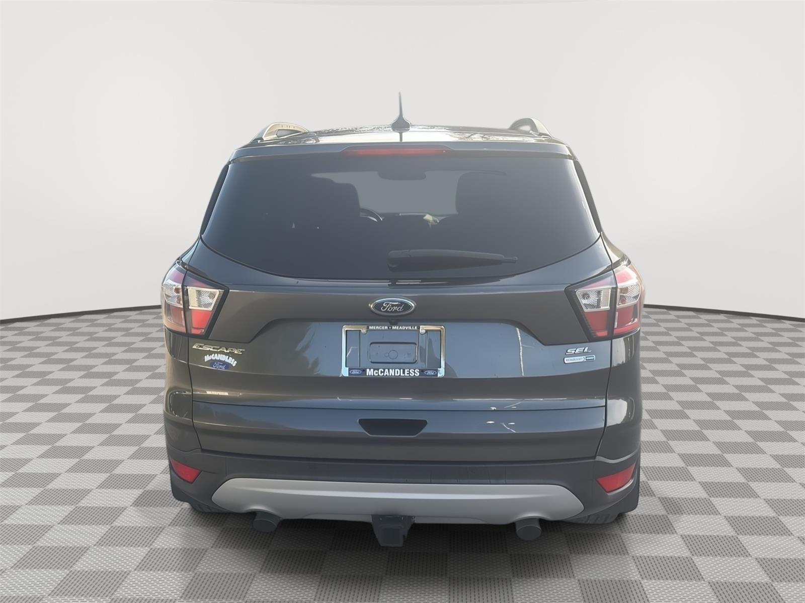 2018 Ford Escape photo 6 of 28