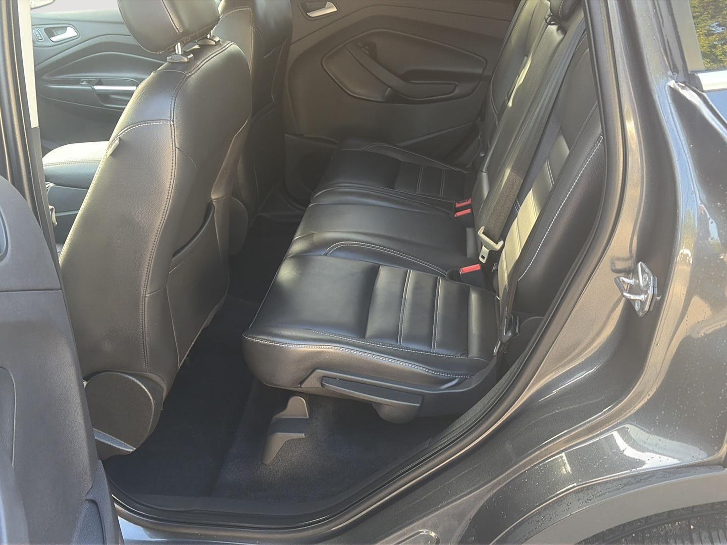 2018 Ford Escape photo 11 of 28