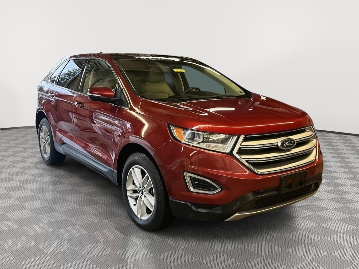 2017 Ford Edge photo 5 of 25