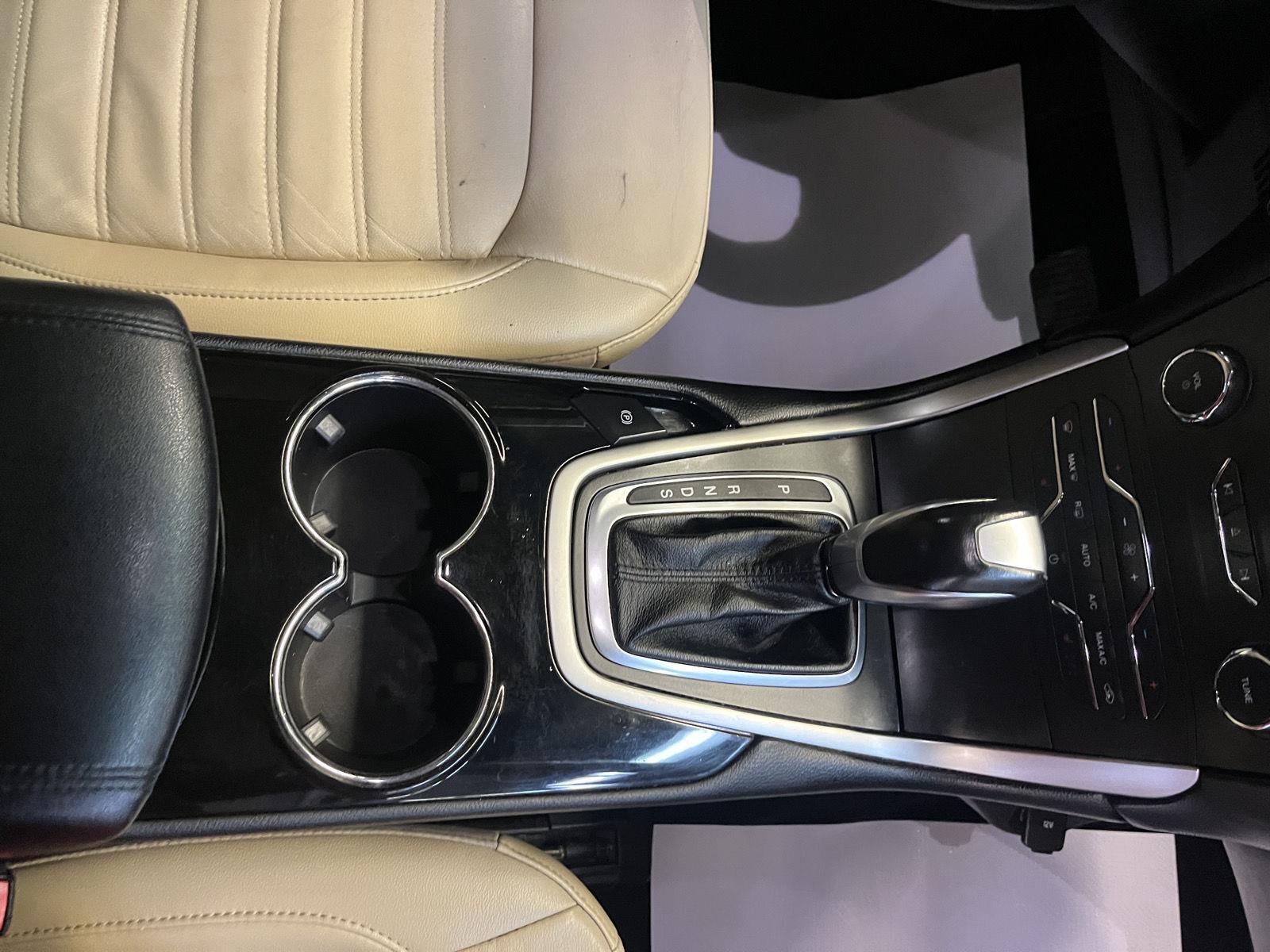2017 Ford Edge photo 24 of 25