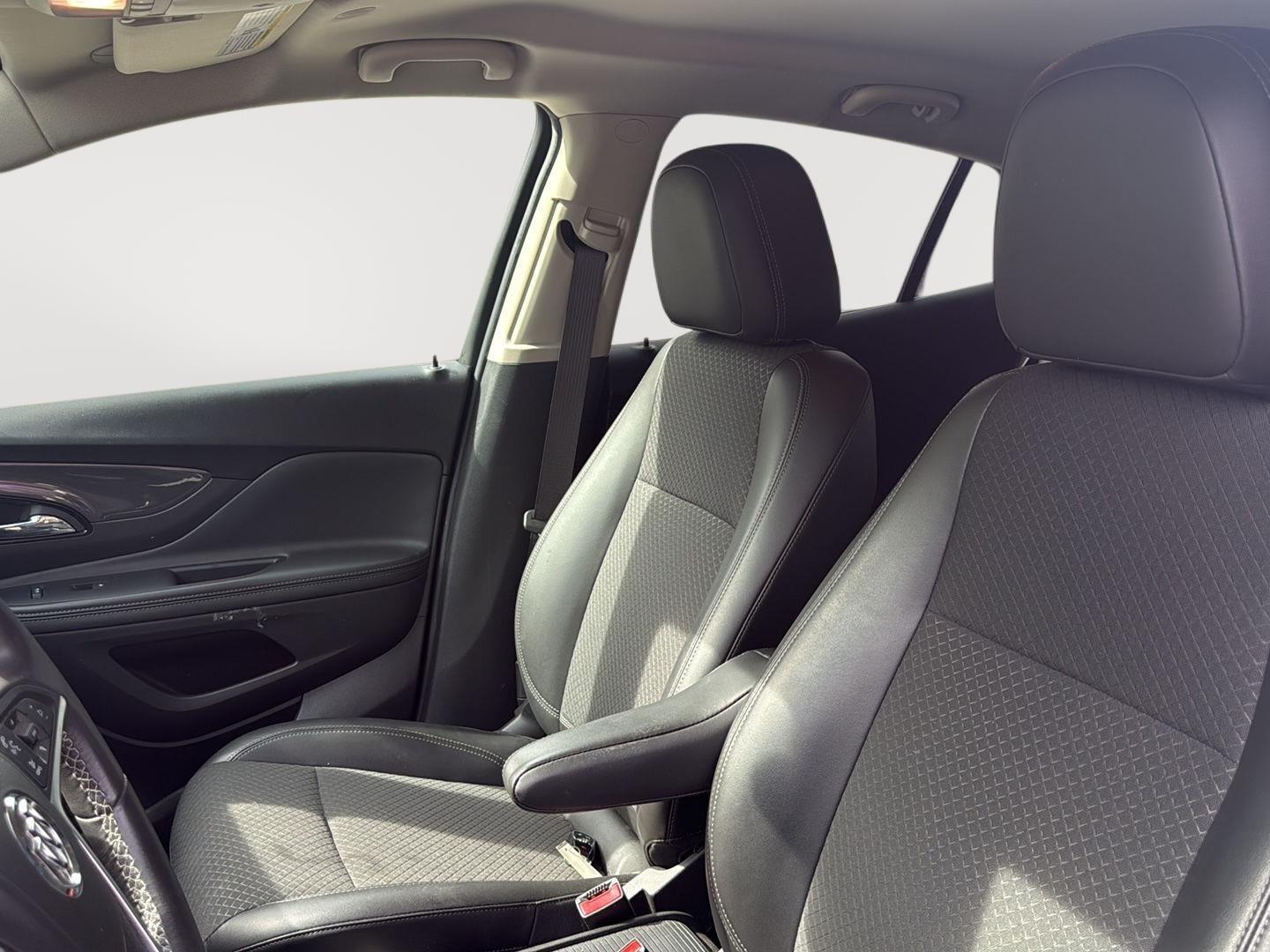 2022 Buick Encore photo 18 of 29