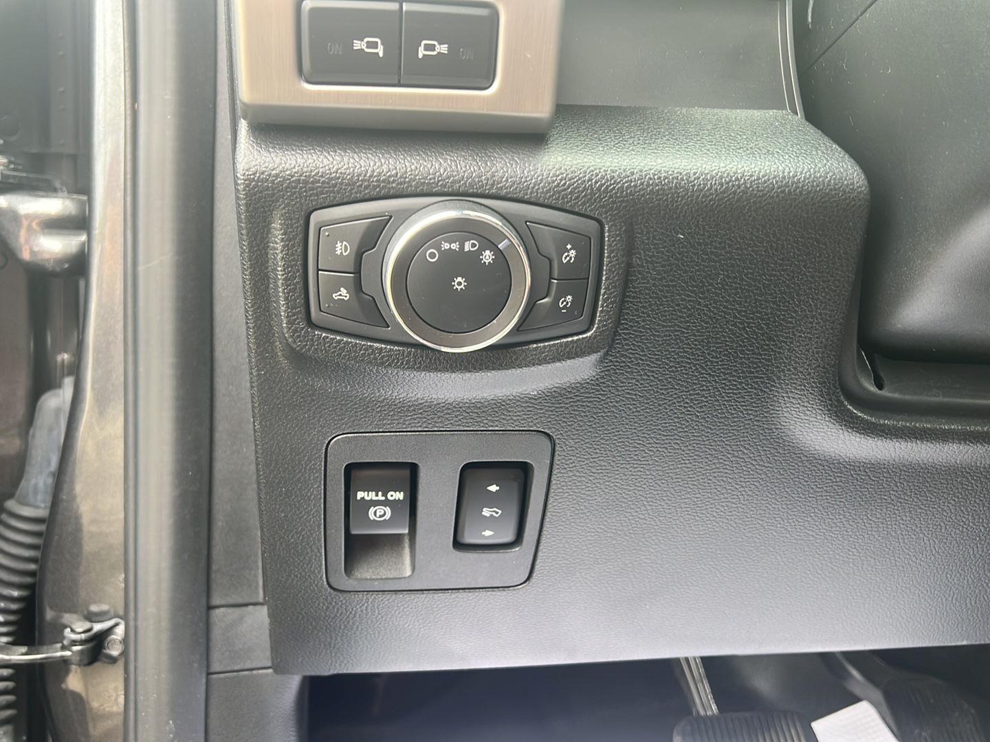 2020 Ford F-150 photo 14 of 25