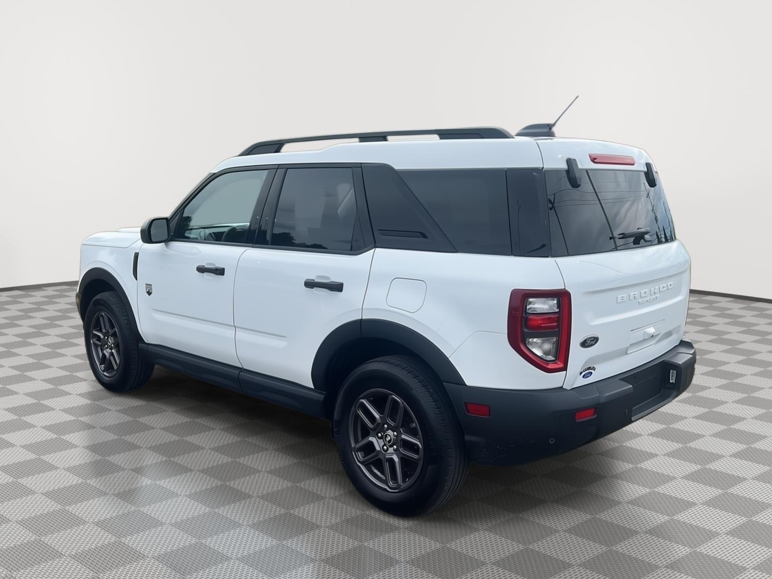 2025 Ford Bronco Sport photo 3 of 26