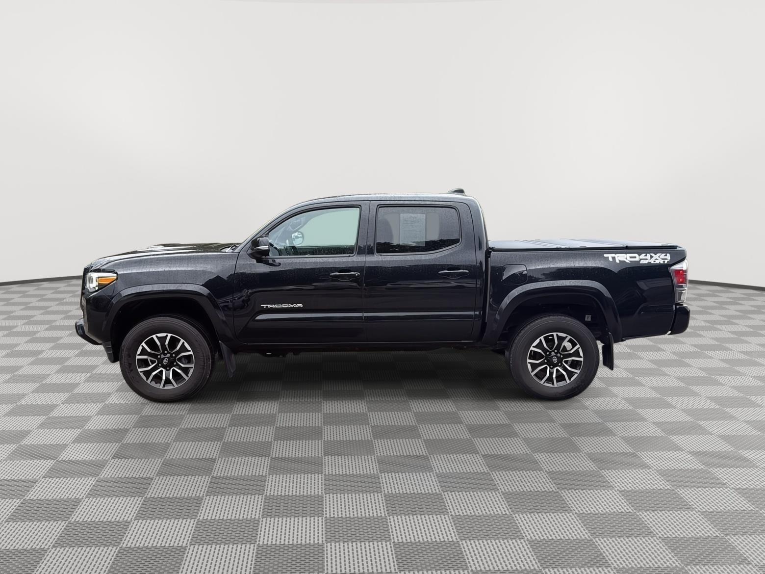 2022 Toyota Tacoma photo 8 of 26