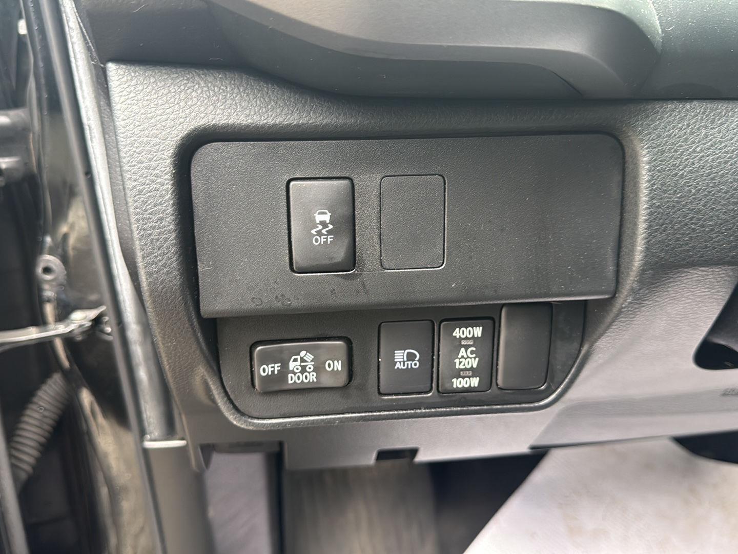 2022 Toyota Tacoma photo 11 of 26