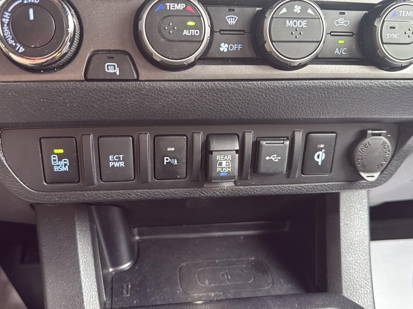 2022 Toyota Tacoma photo 13 of 26