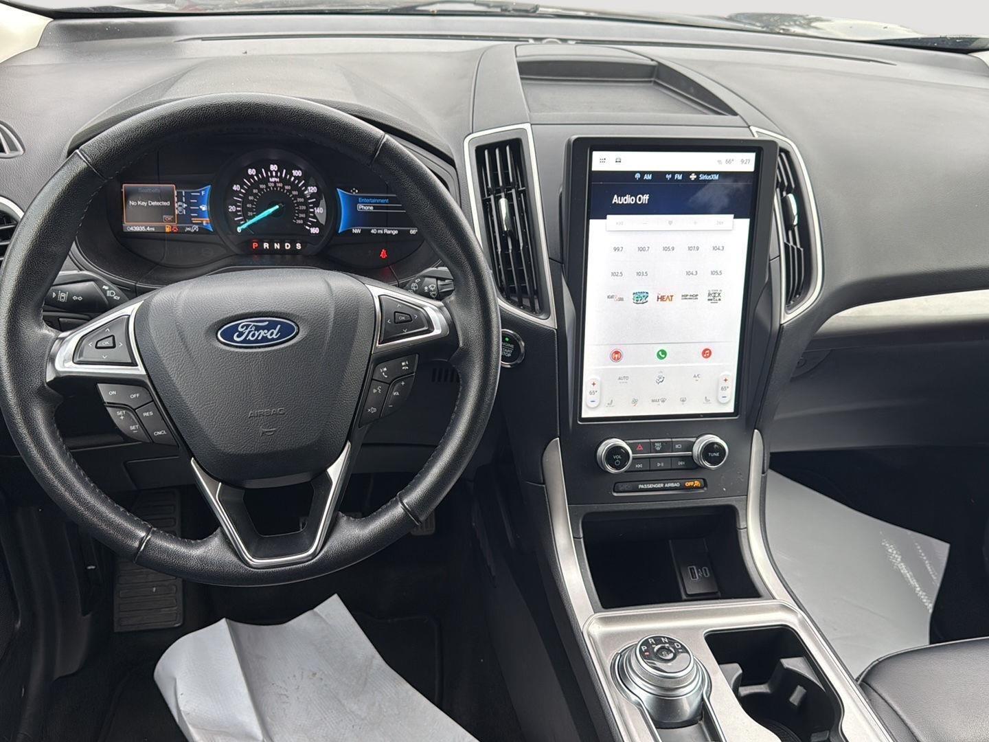 2024 Ford Edge photo 12 of 25