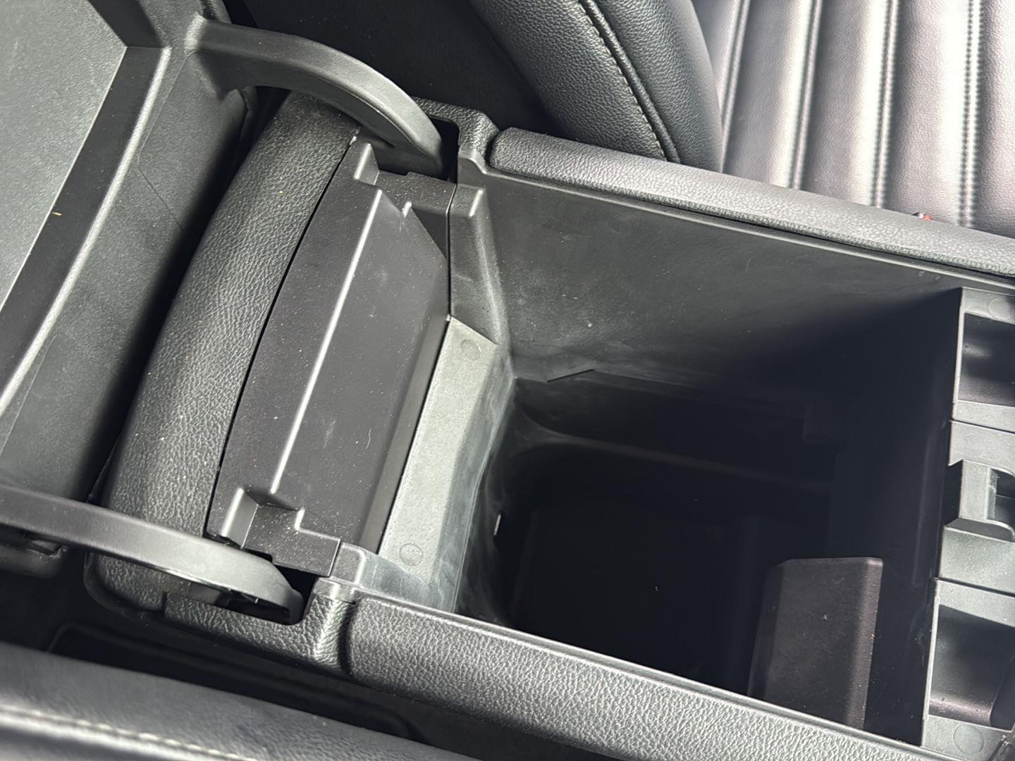 2024 Ford Edge photo 22 of 25