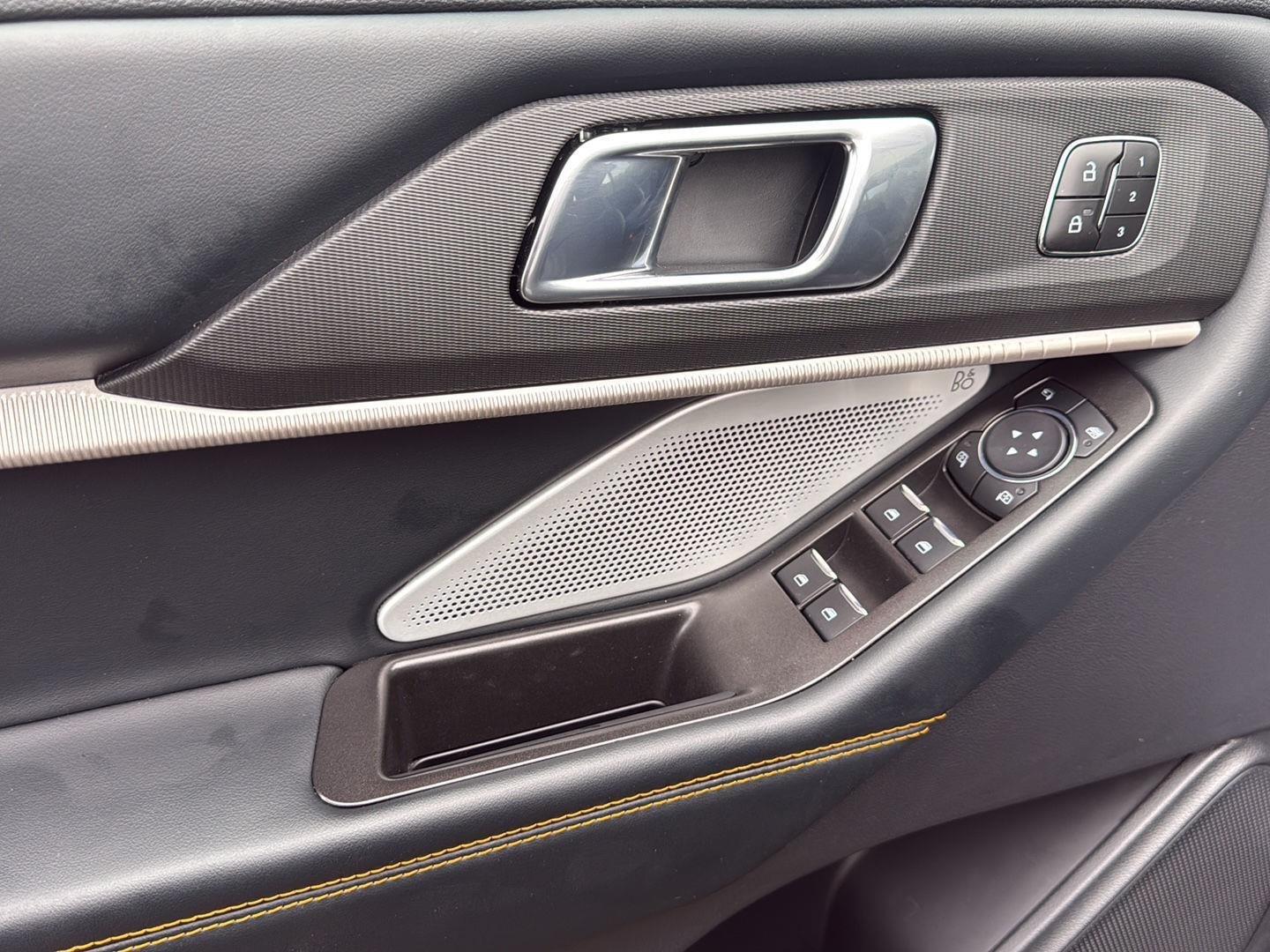 2026 Ford Explorer photo 10 of 25