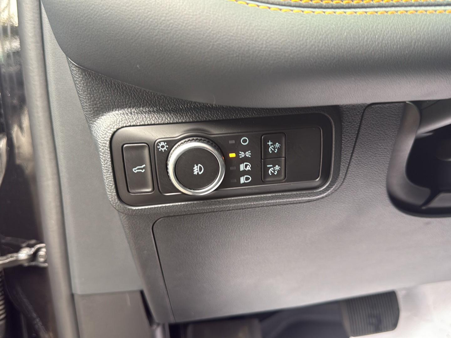 2026 Ford Explorer photo 11 of 25