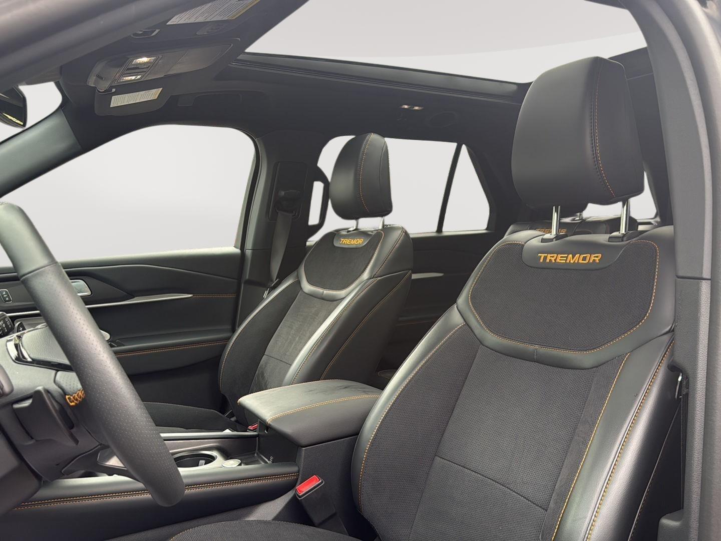 2026 Ford Explorer photo 16 of 25