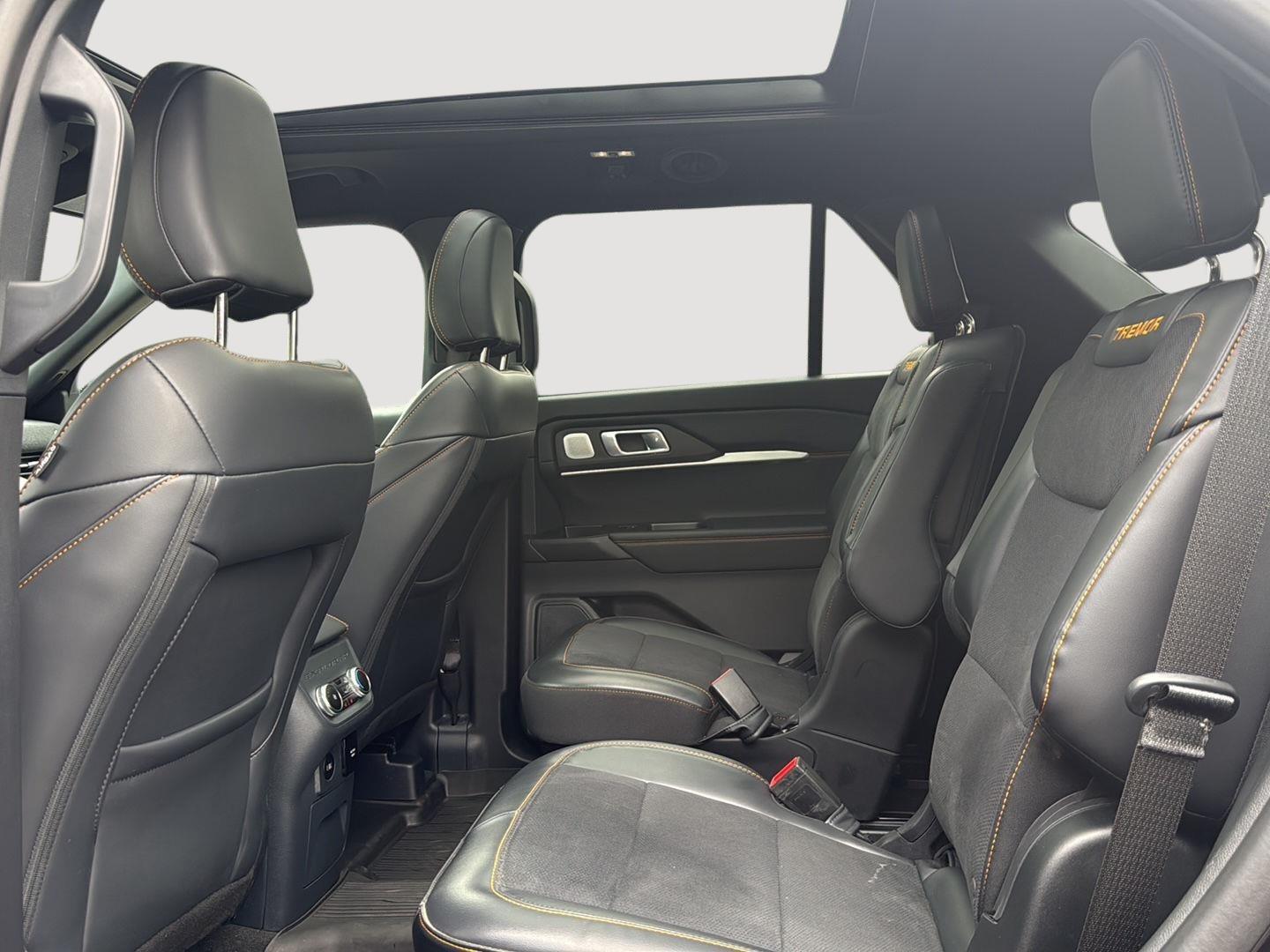 2026 Ford Explorer photo 17 of 25