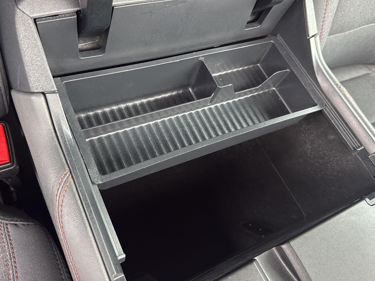 2025 Ford Expedition photo 25 of 26