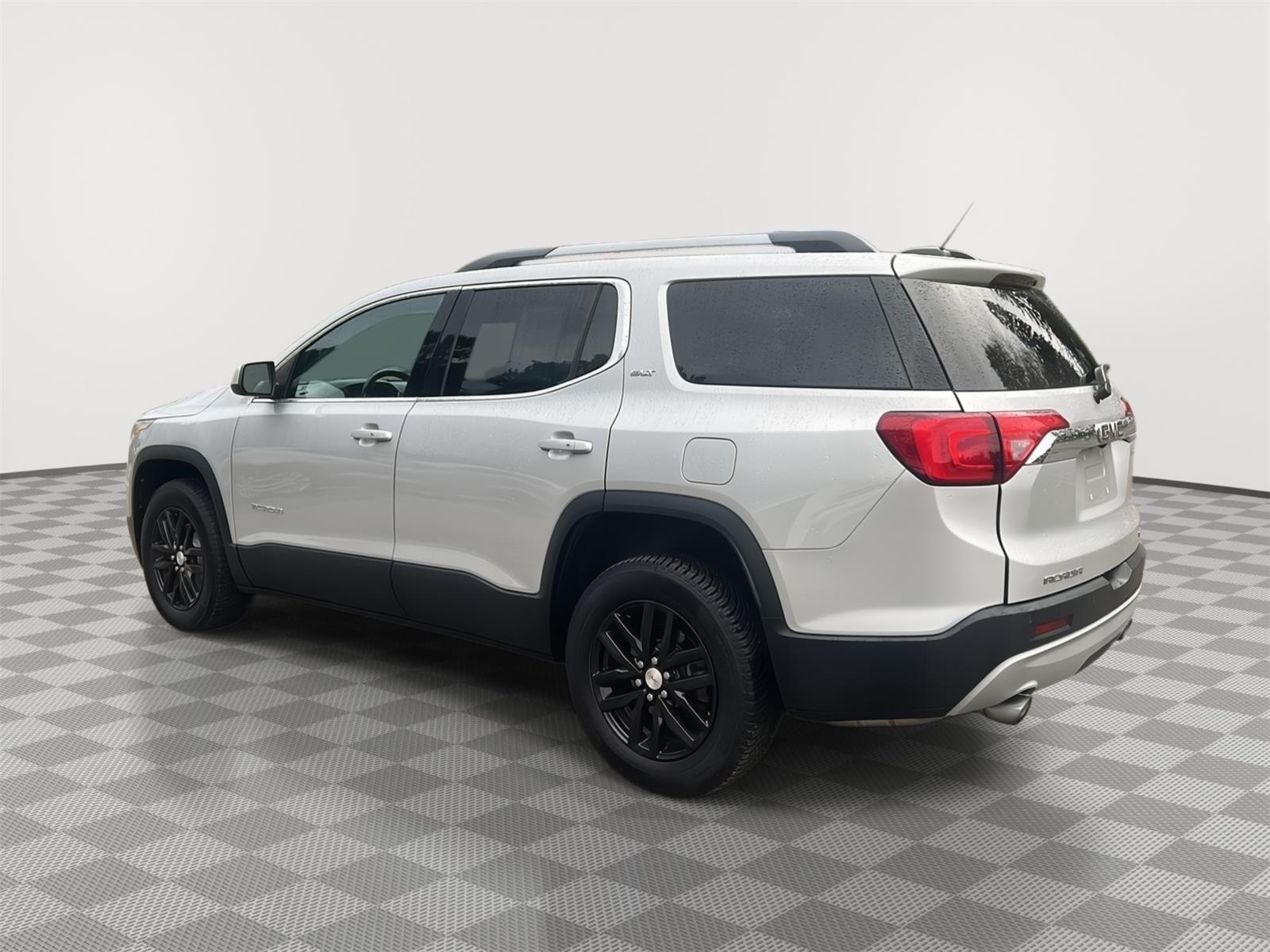 2019 GMC Acadia photo 3 of 27