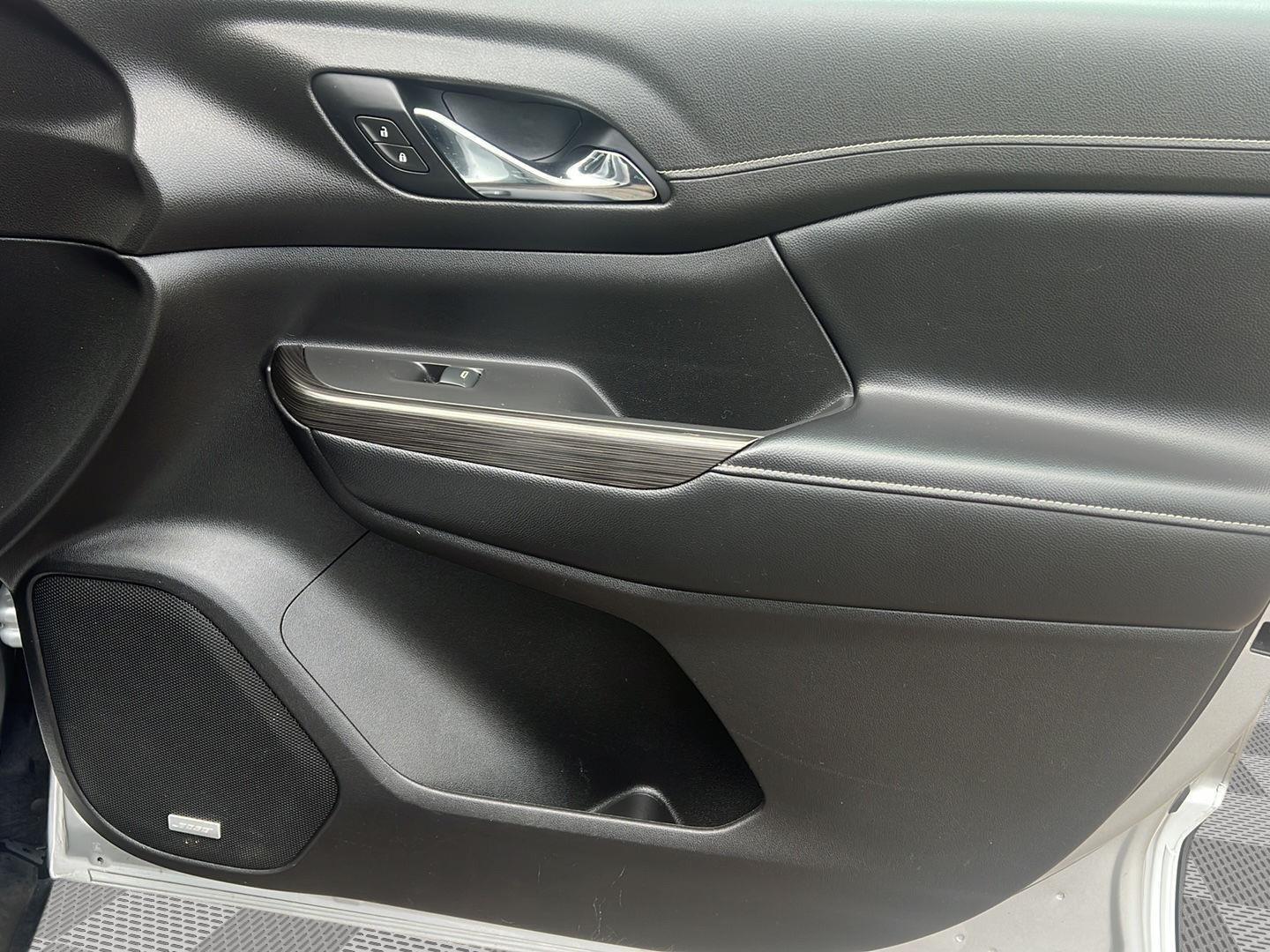 2019 GMC Acadia photo 26 of 27