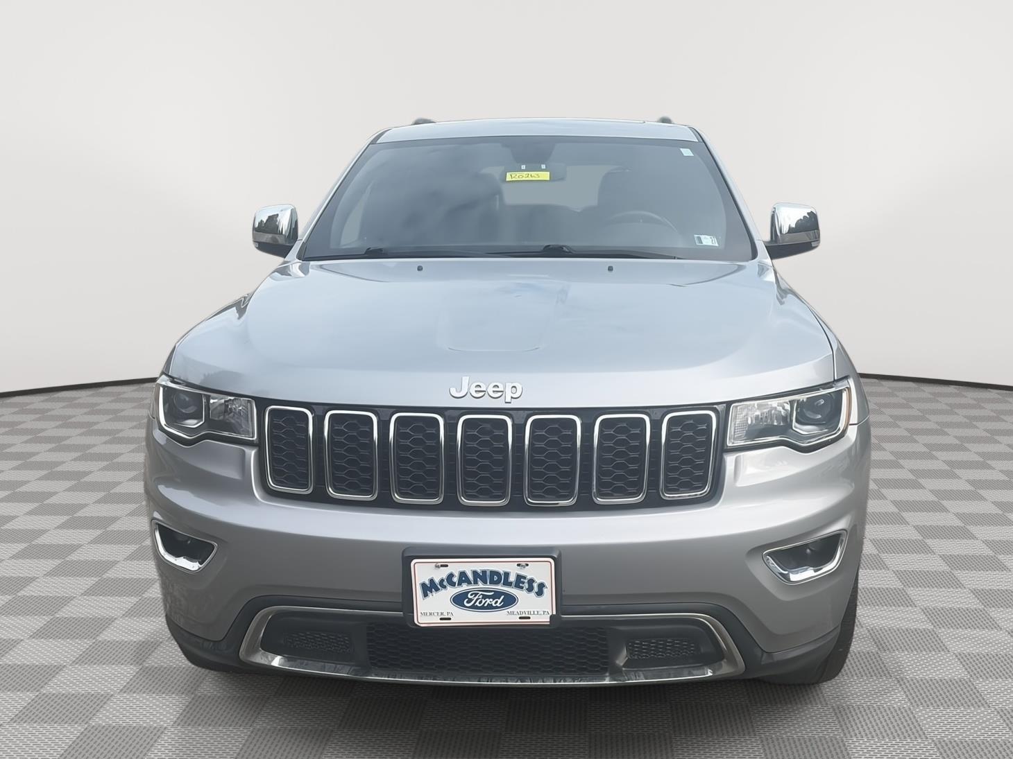 2019 Jeep Grand Cherokee photo 2 of 27