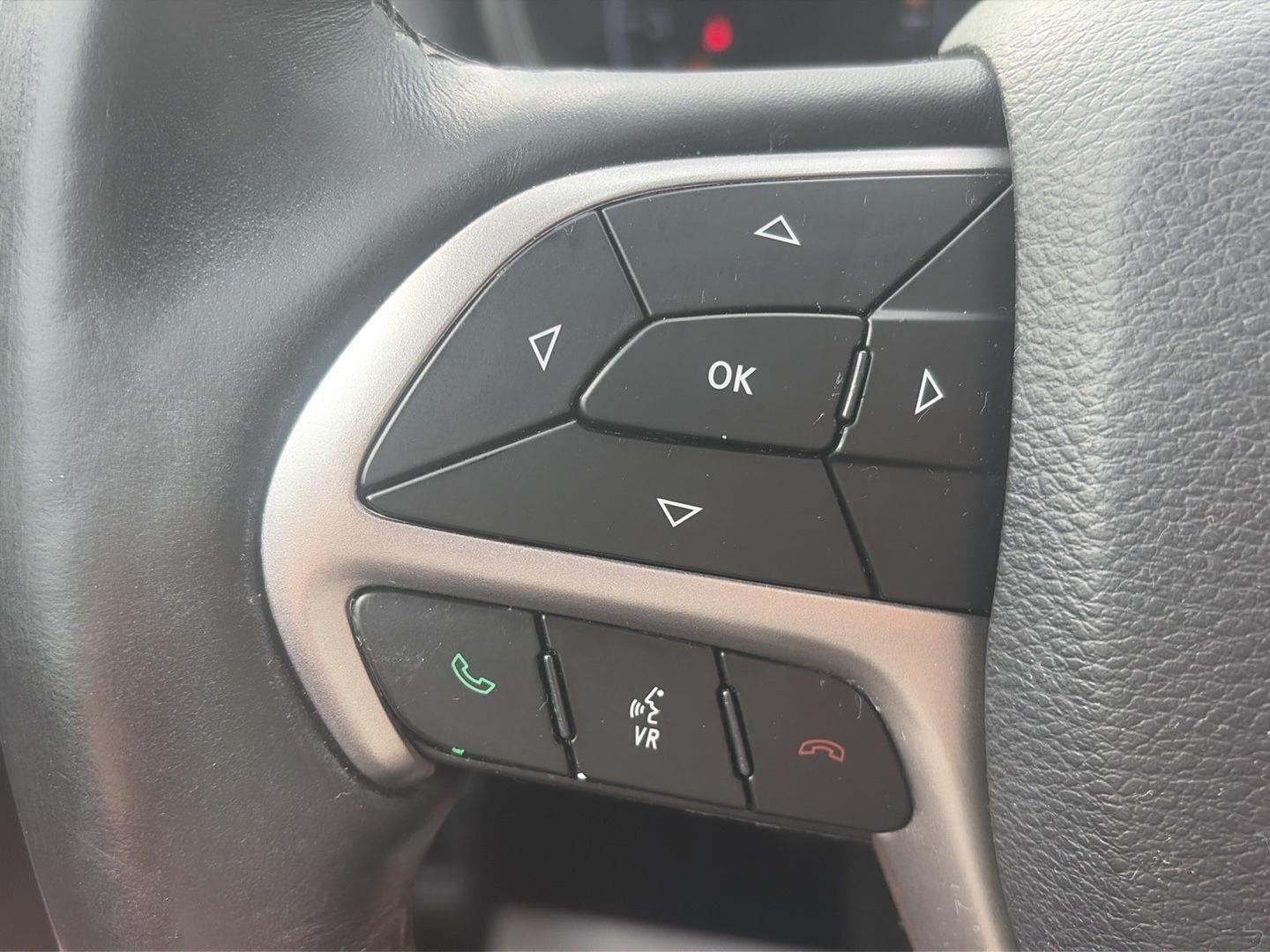 2019 Jeep Grand Cherokee photo 22 of 27