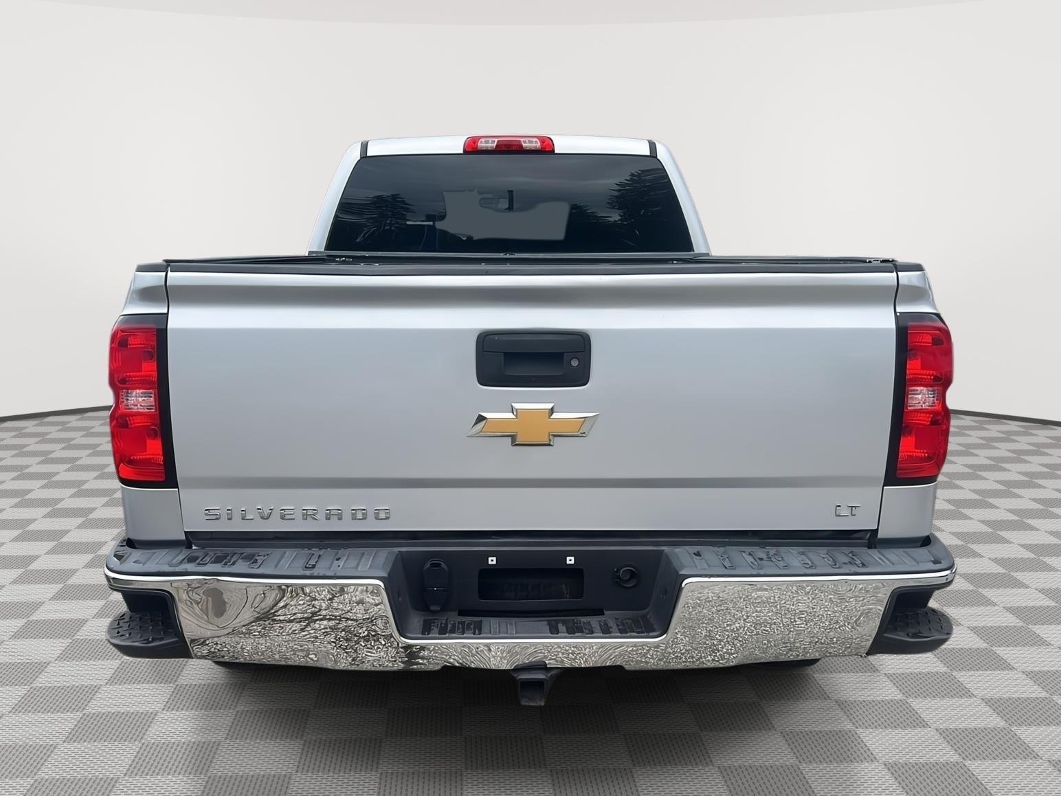 2018 Chevrolet Silverado 1500 photo 3 of 27