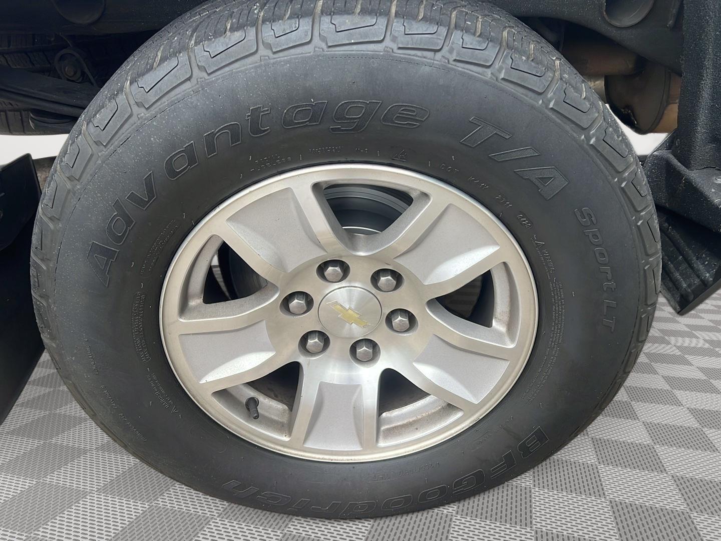 2018 Chevrolet Silverado 1500 photo 9 of 27