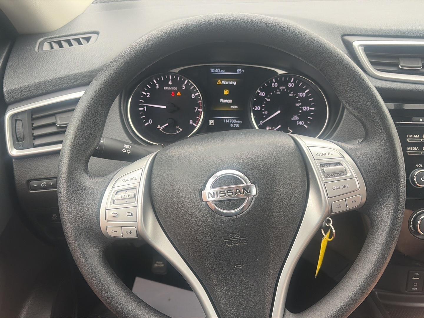 2016 Nissan Rogue photo 20 of 29