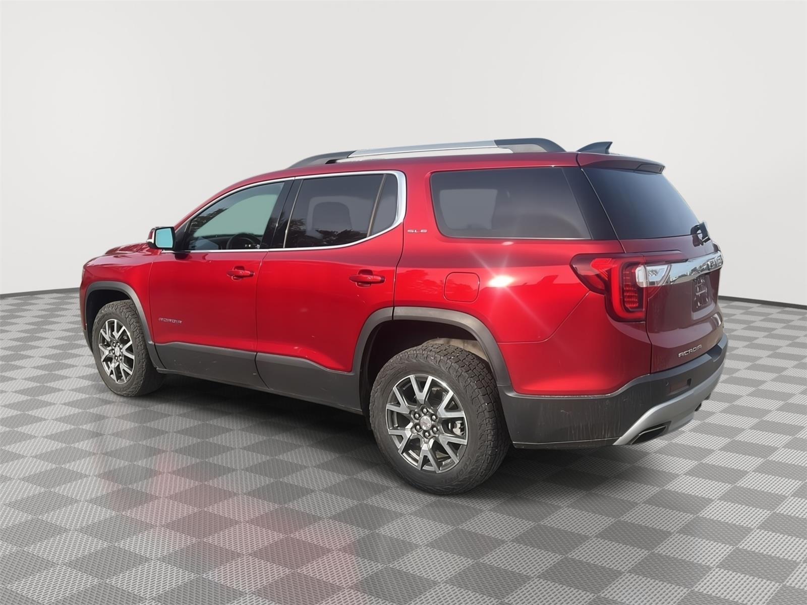 2021 GMC Acadia photo 3 of 26