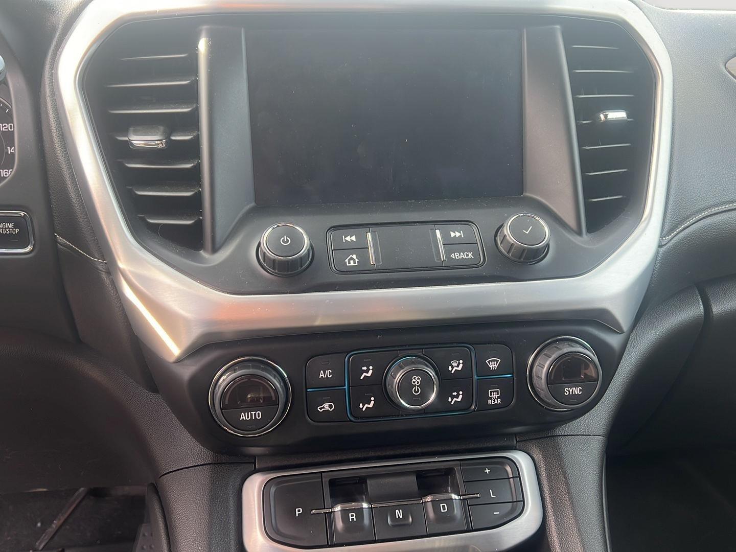 2021 GMC Acadia photo 19 of 26