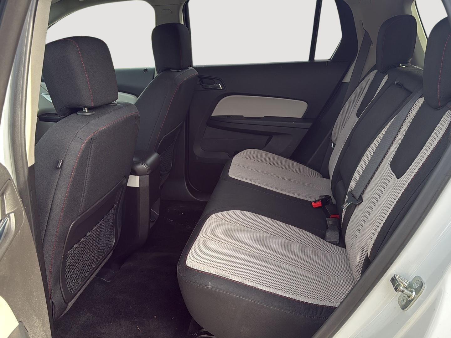 2016 GMC Terrain photo 19 of 25