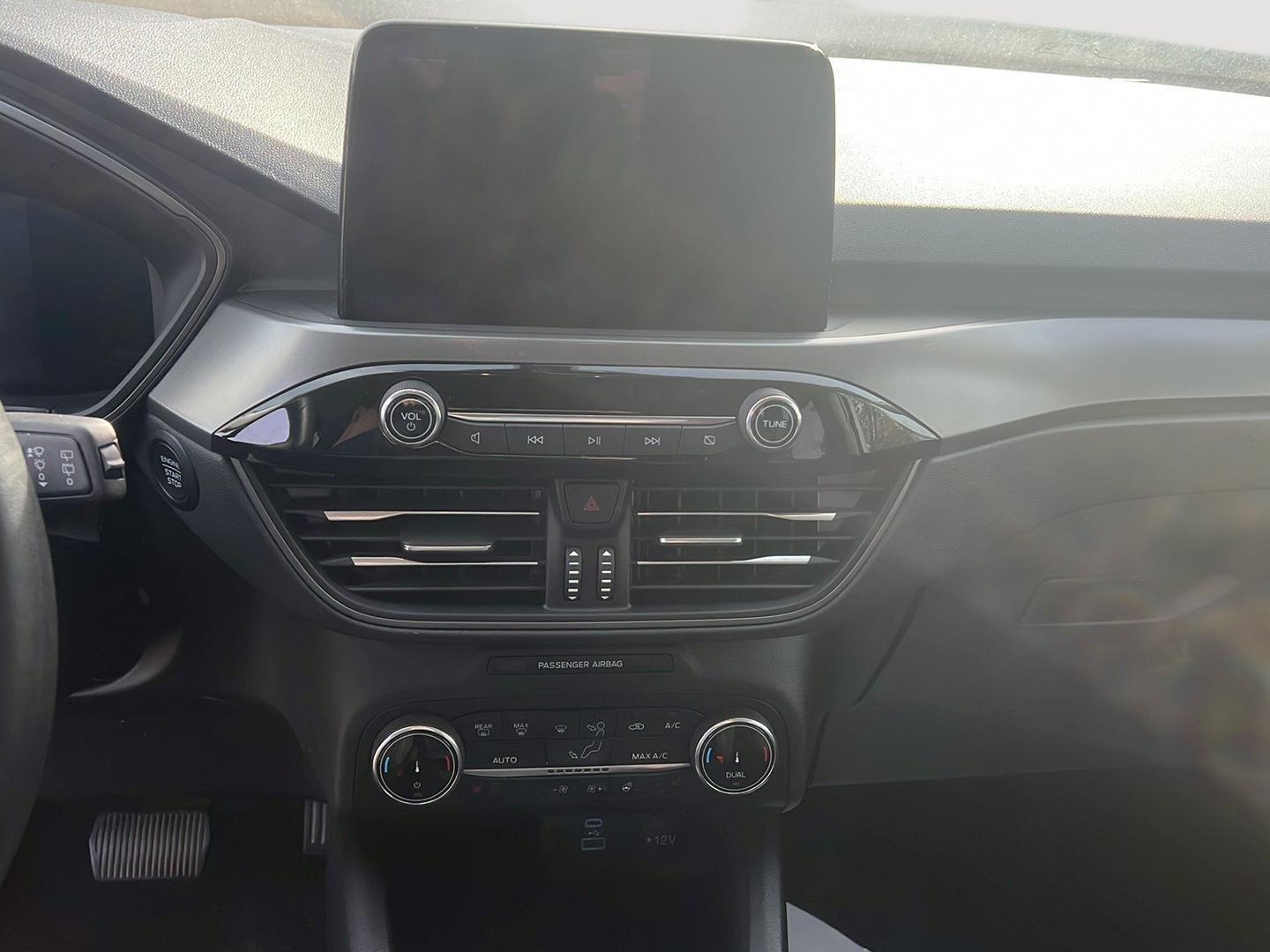 2023 Ford Escape photo 16 of 26