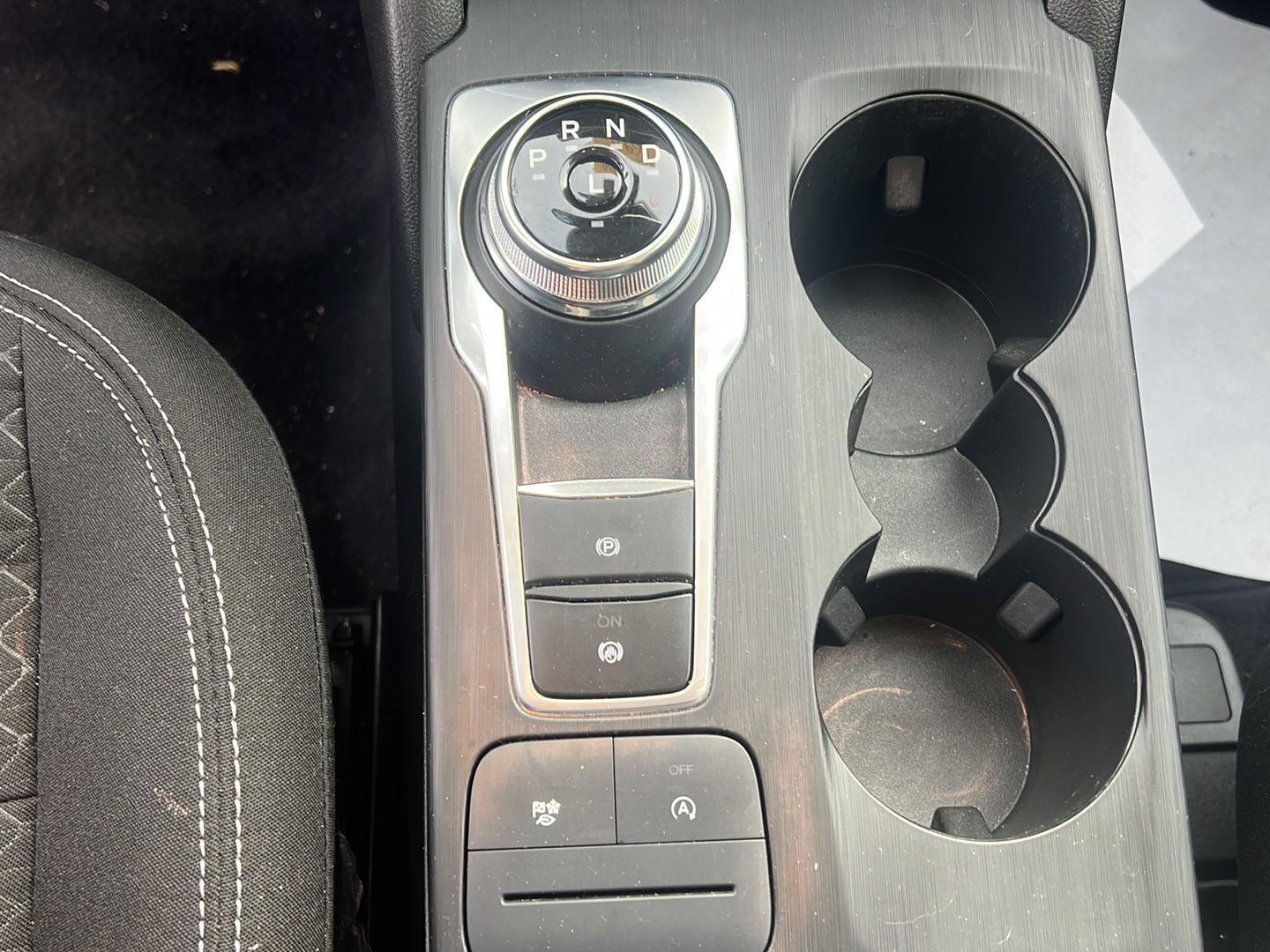 2023 Ford Escape photo 17 of 26