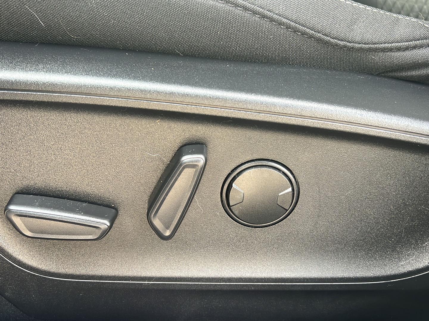 2023 Ford Escape photo 18 of 26
