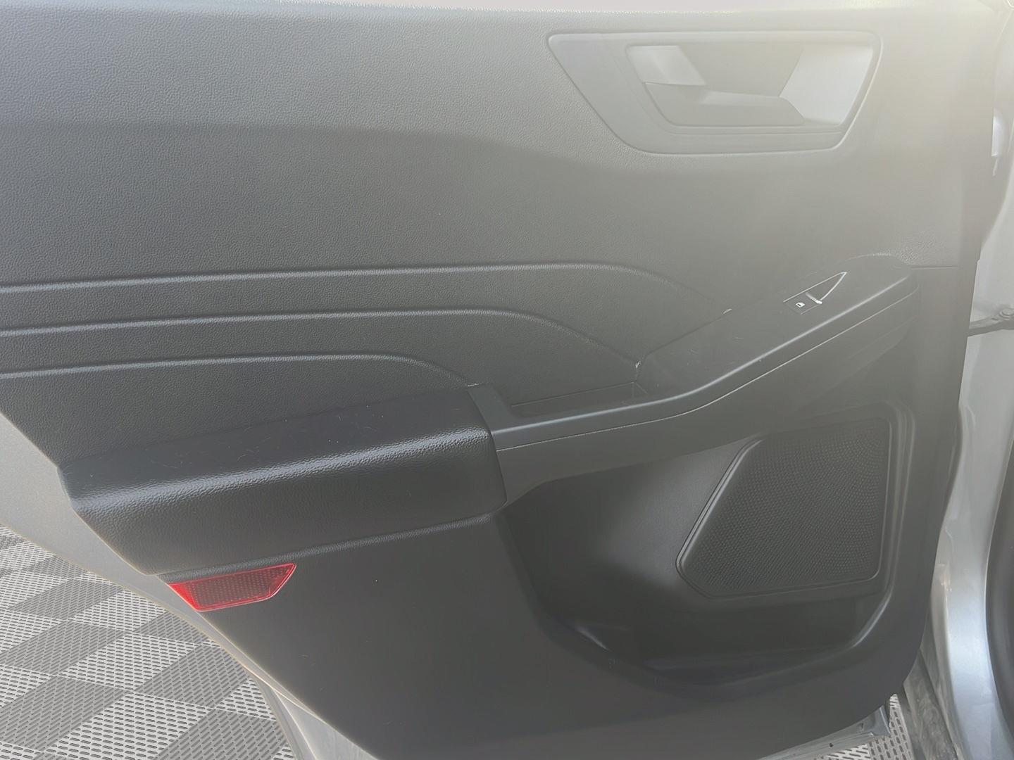 2023 Ford Escape photo 19 of 26