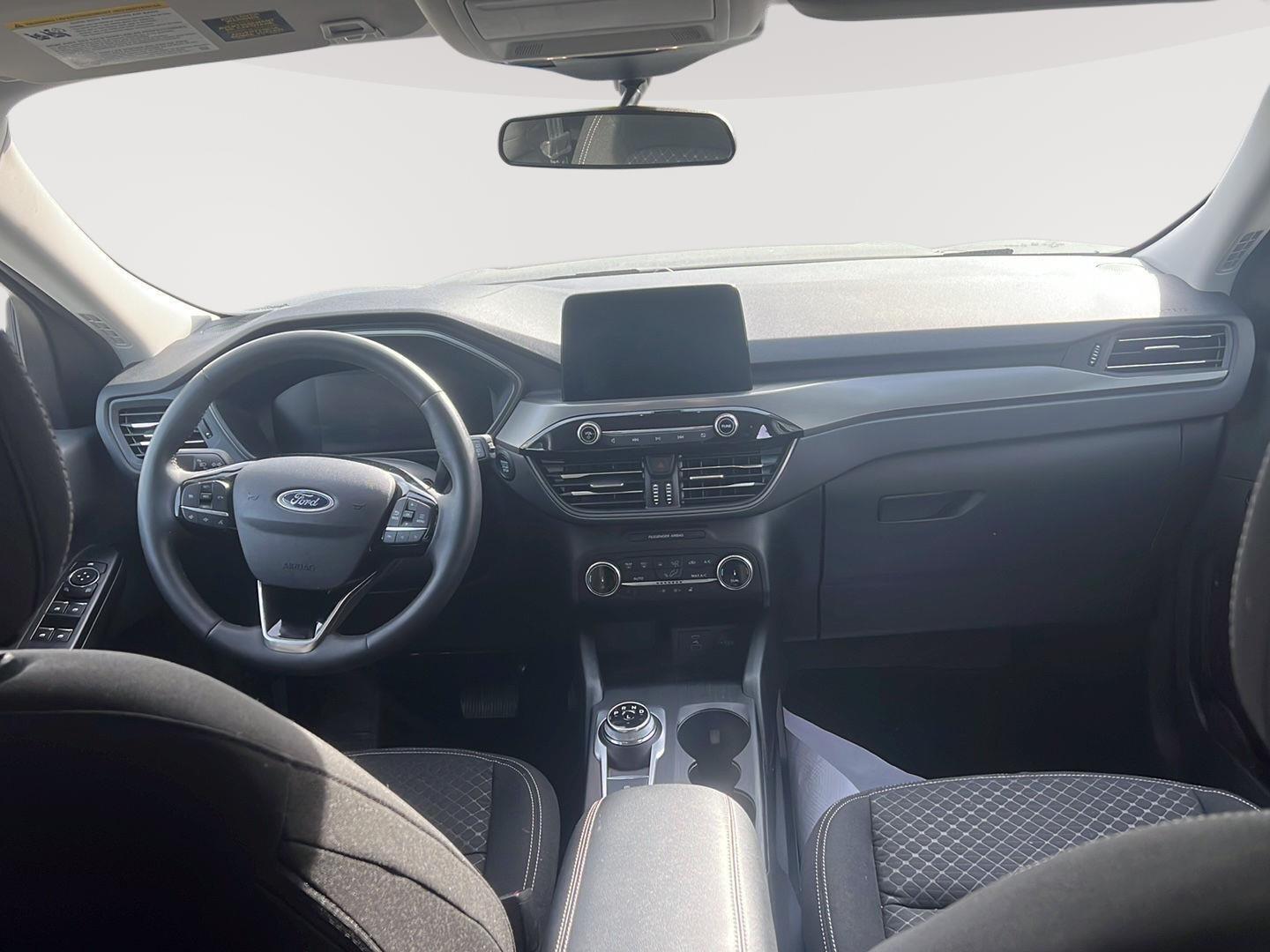 2023 Ford Escape photo 24 of 26