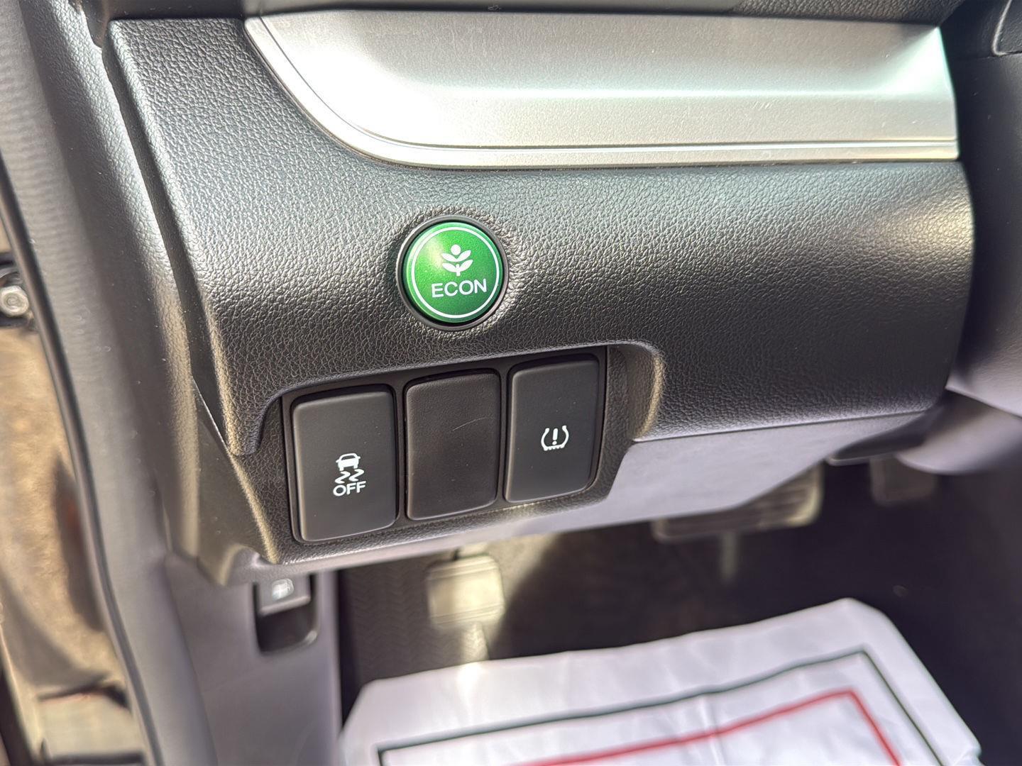 2016 Honda CR-V photo 9 of 25